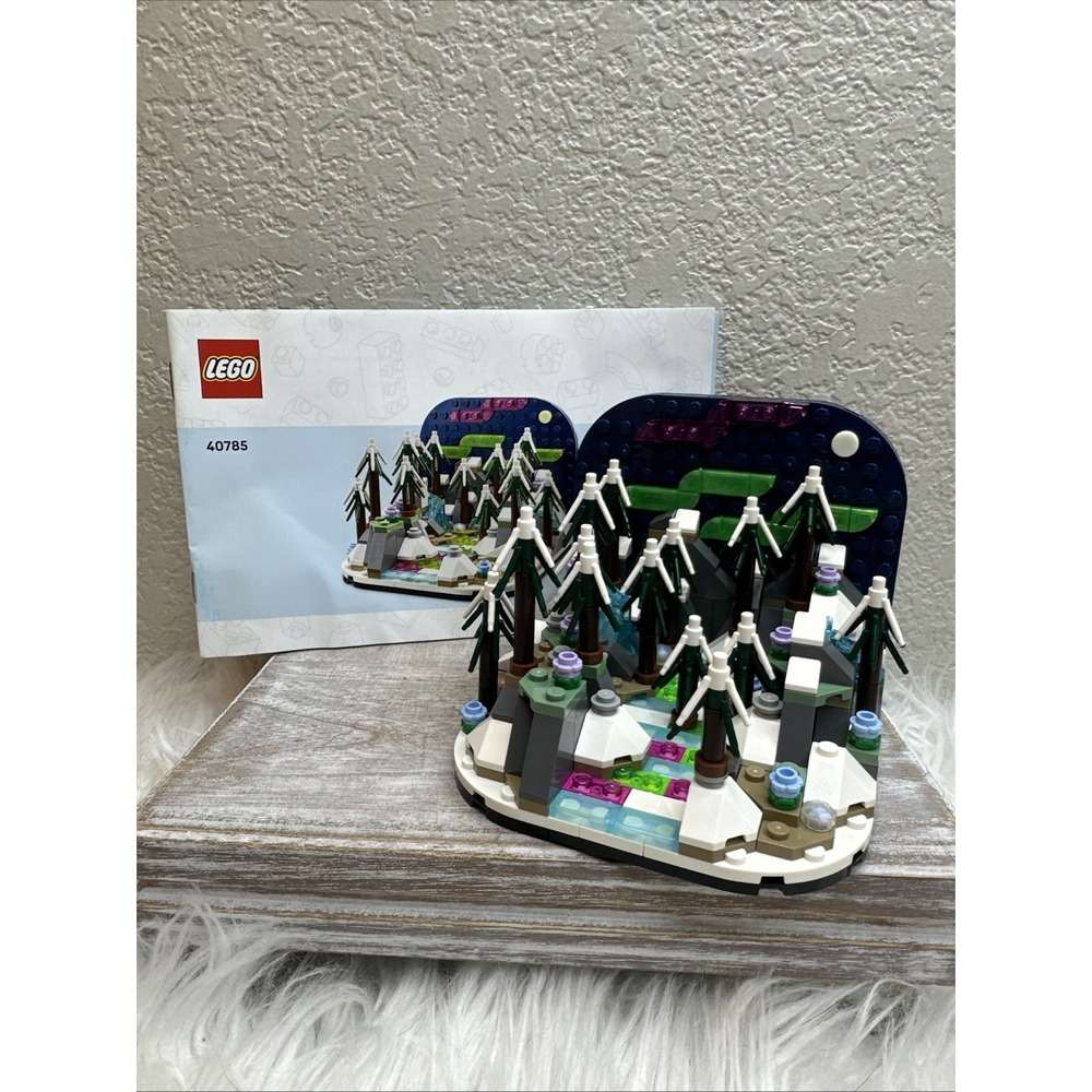 $20 🌙 LEGO Northern Lights Diorama 40785 541pcs 12+ Complete Set Bagged